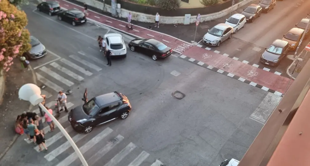 Ennesimo scontro nei pressi della ciclabile