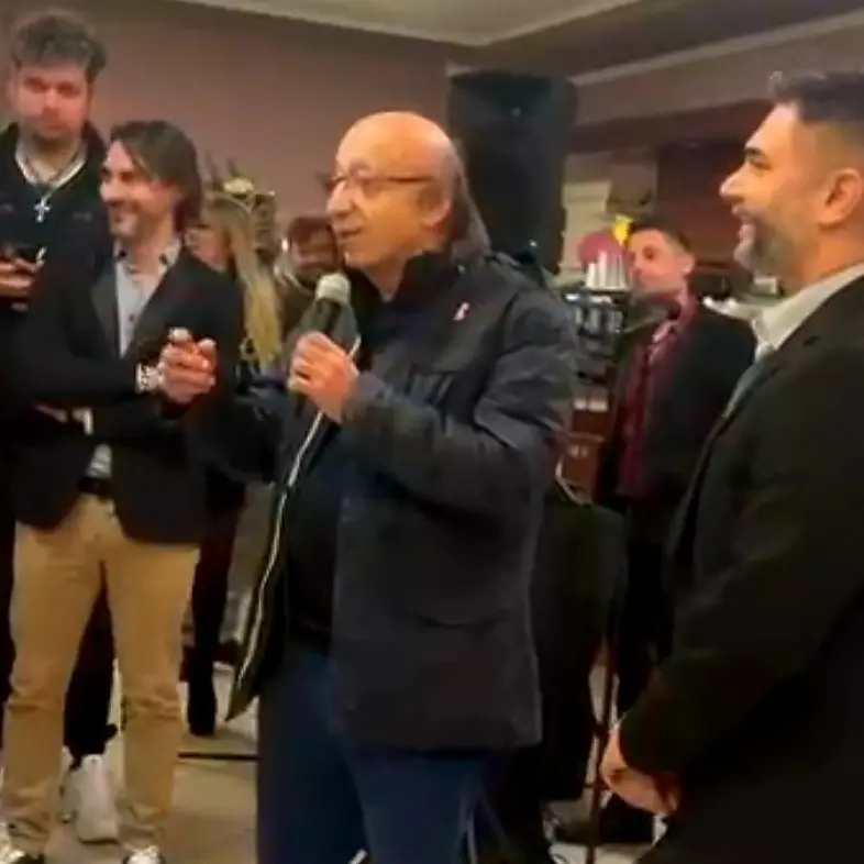 Moggi in città per fare gli auguri allo Juventus Club