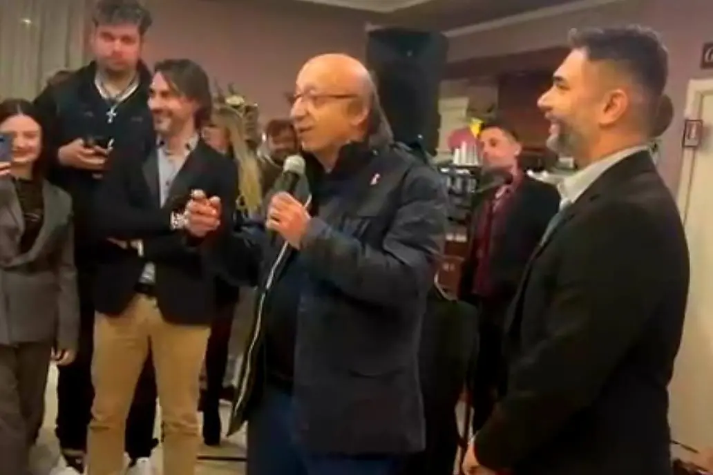Moggi in città per fare gli auguri allo Juventus Club