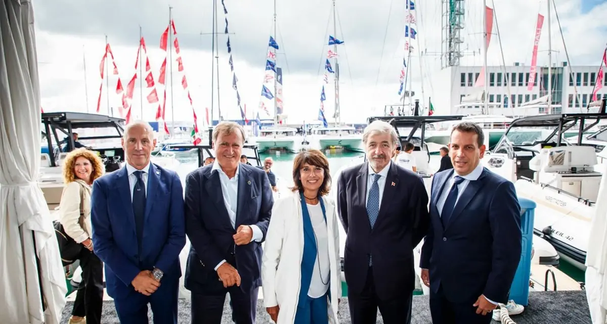 Angelilli e Latrofa al Salone nautico di Genova