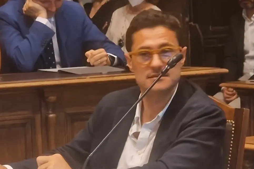 Pedonalizzazione di piazza della Trinità, Micci: «Frontini mummifica il centro»