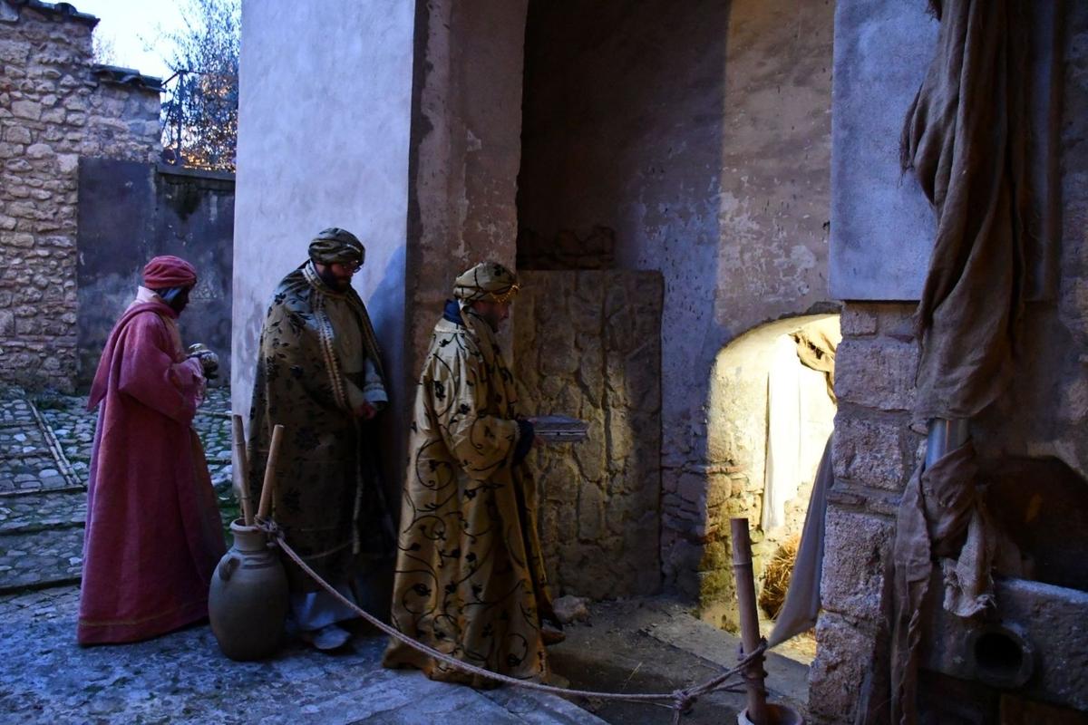 Presepe vivente 2025, l'arrivo dei Re Magi (1) (1).jpg
