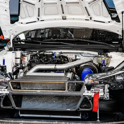 Gli errori di manutenzione auto che costano caro e come evitarli