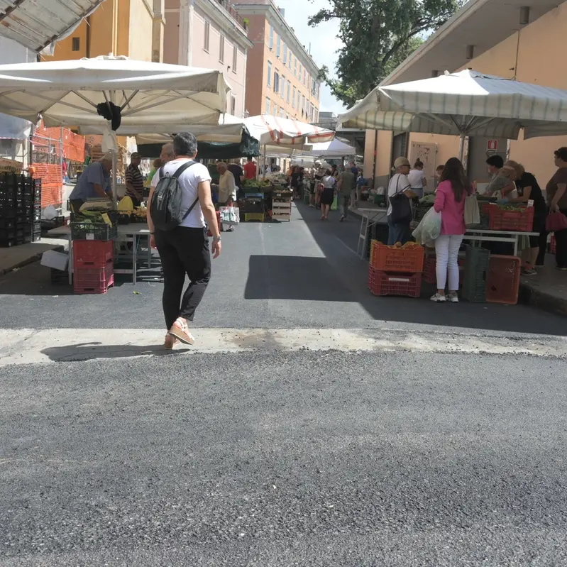 Mercato, via libera anche alla somministrazione