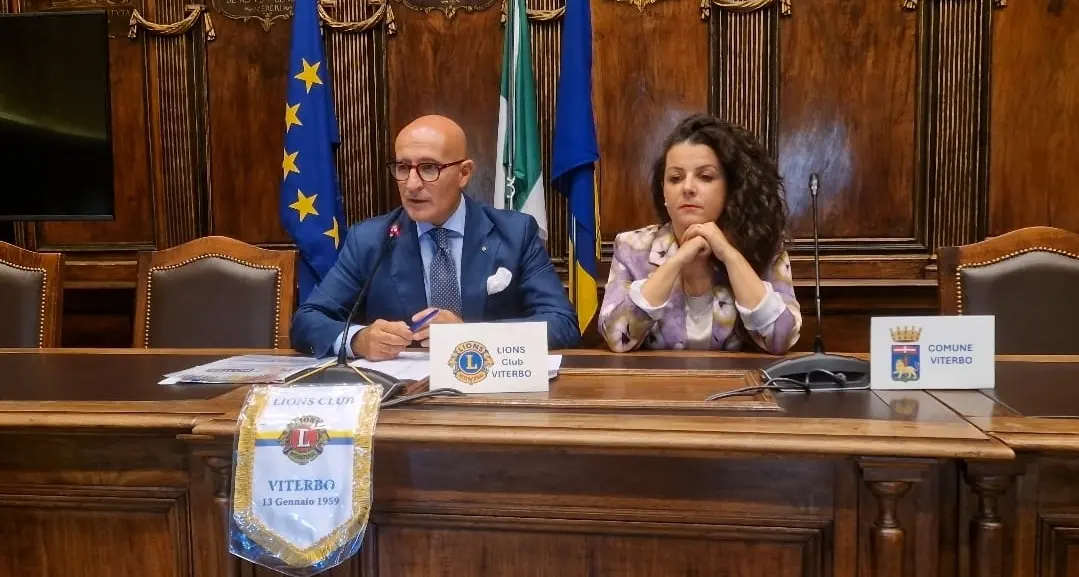 Viterbo firma la Pergamena della pace