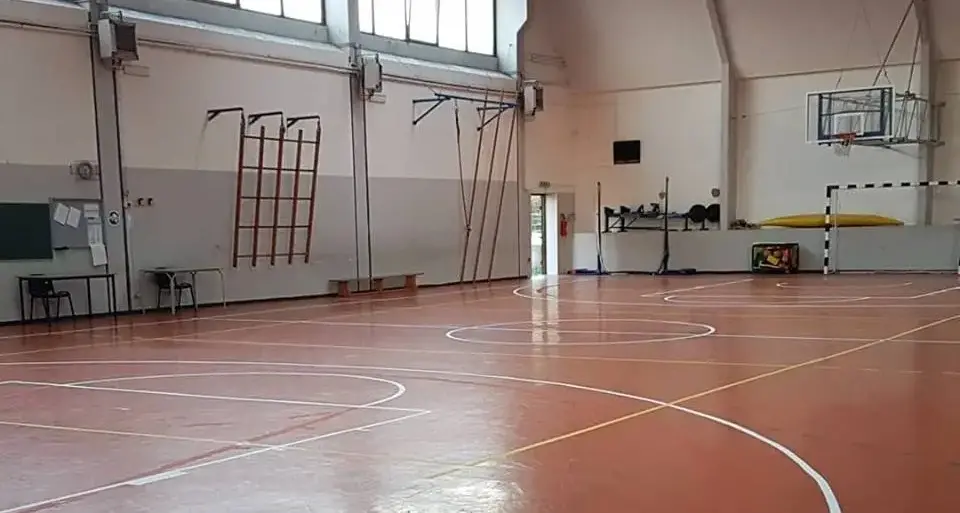 «Riqualifichiamo la palestra della Melone»