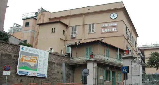 15enne colpito da un fulmine risvegliato dal coma farmacologico