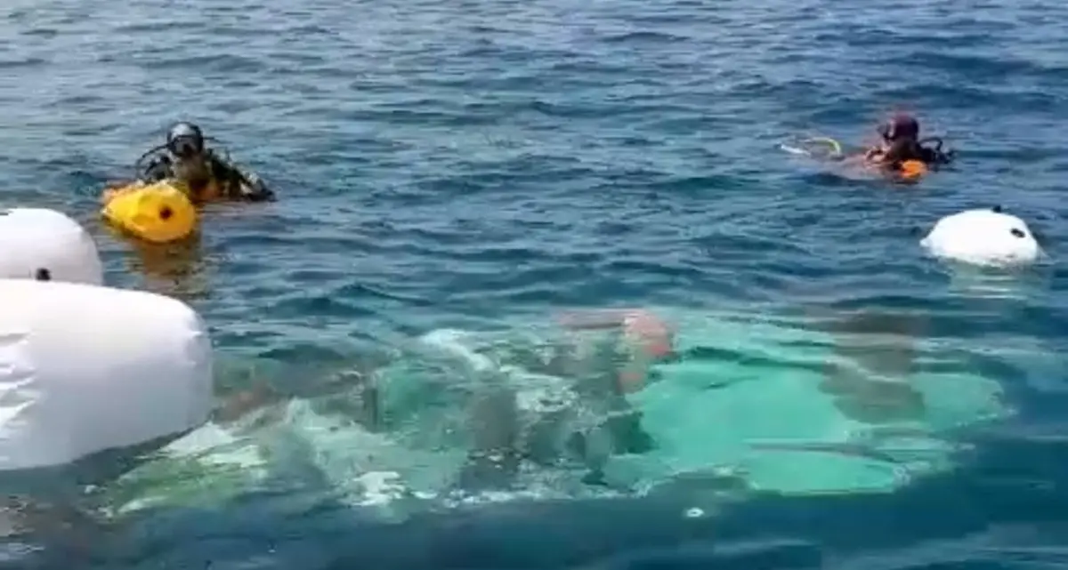 Affonda a largo la barca di un pescatore: recuperata dal Nucleo subacqueo di Cerveteri