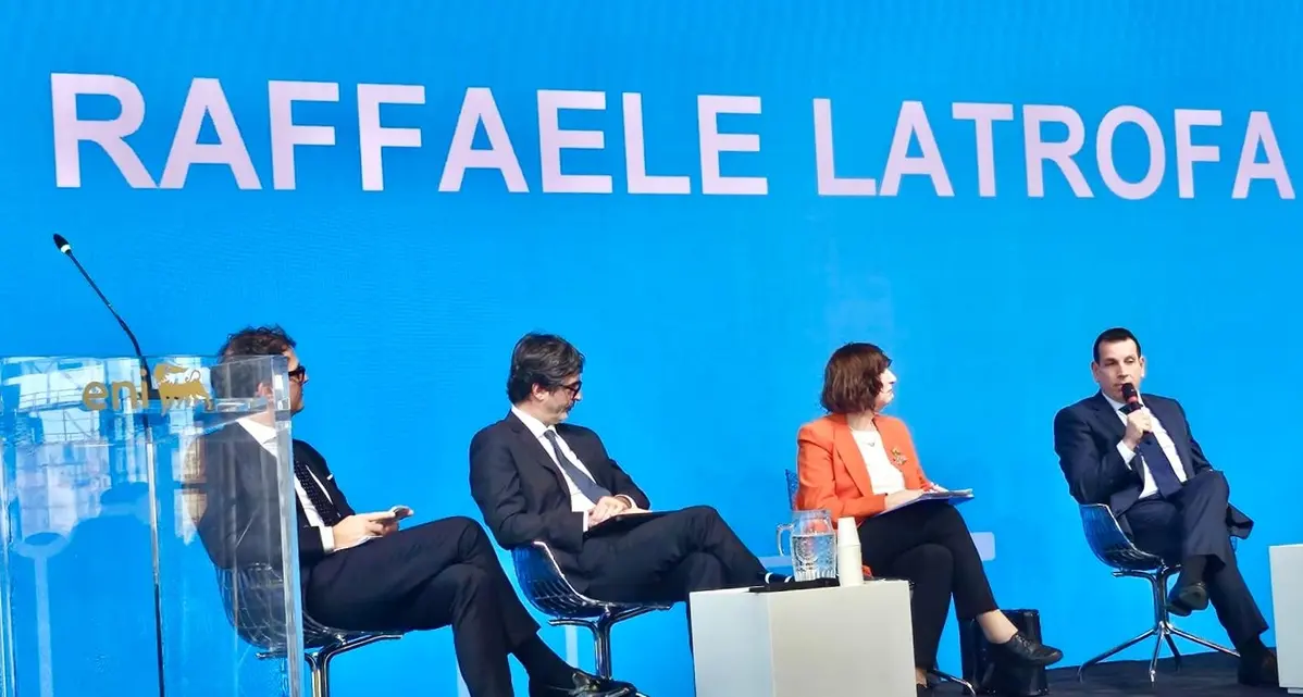 Stati generali della logistica, il presidente Latrofa: «Sviluppo dei porti motore di crescita economica»