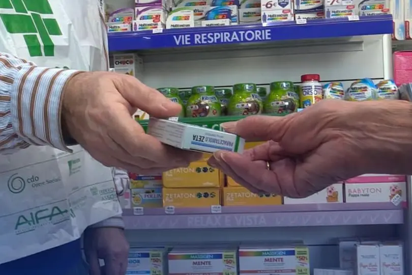 Raccolta del farmaco, donati 300 farmaci