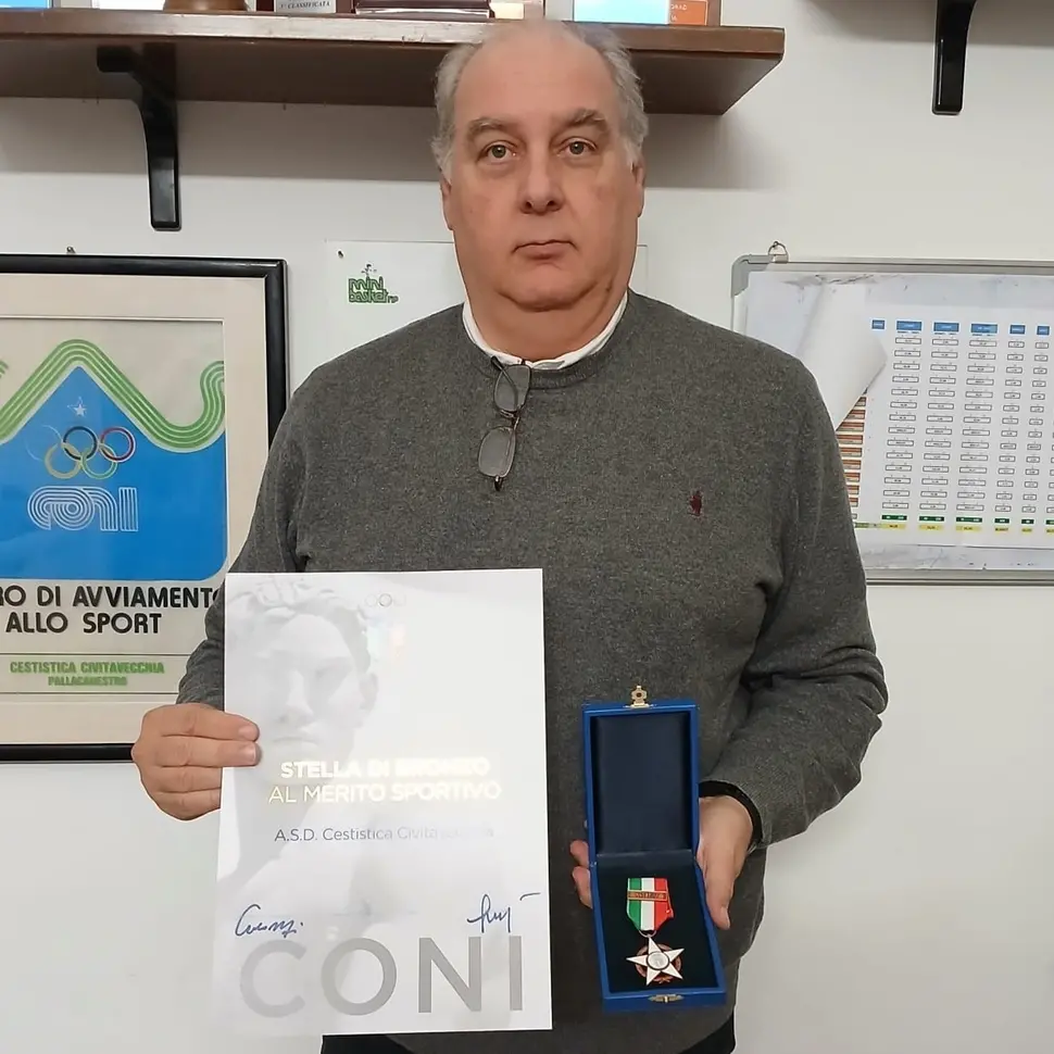 Cestistica insignita della Stella di Bronzo dal Coni