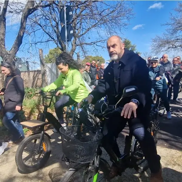 Viterbo, inaugurata la pista ciclabile