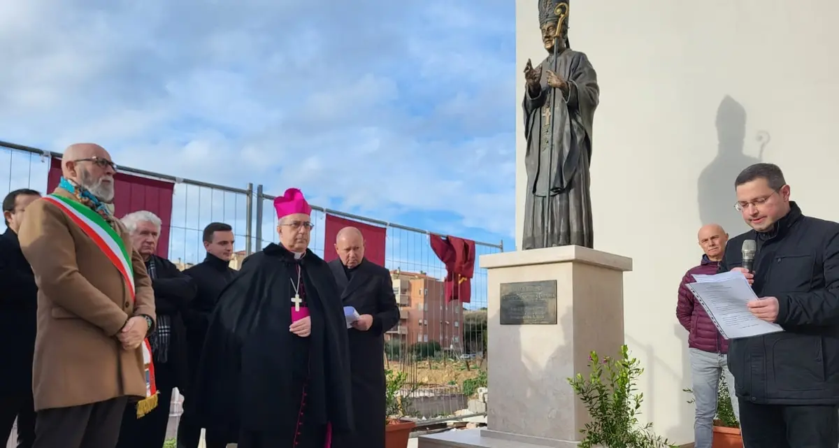 San Liborio riabbraccia il vescovo Carlo Chenis