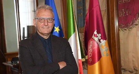 ‘’Il legame covalente’’, Smeriglio presenta il suo romanzo a Civitavecchia