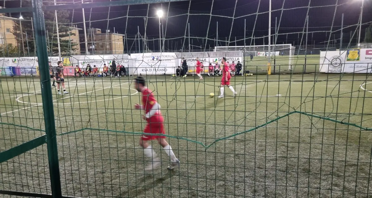 Qco, la vittoria dei bei gol con messaggio all’Evergreen