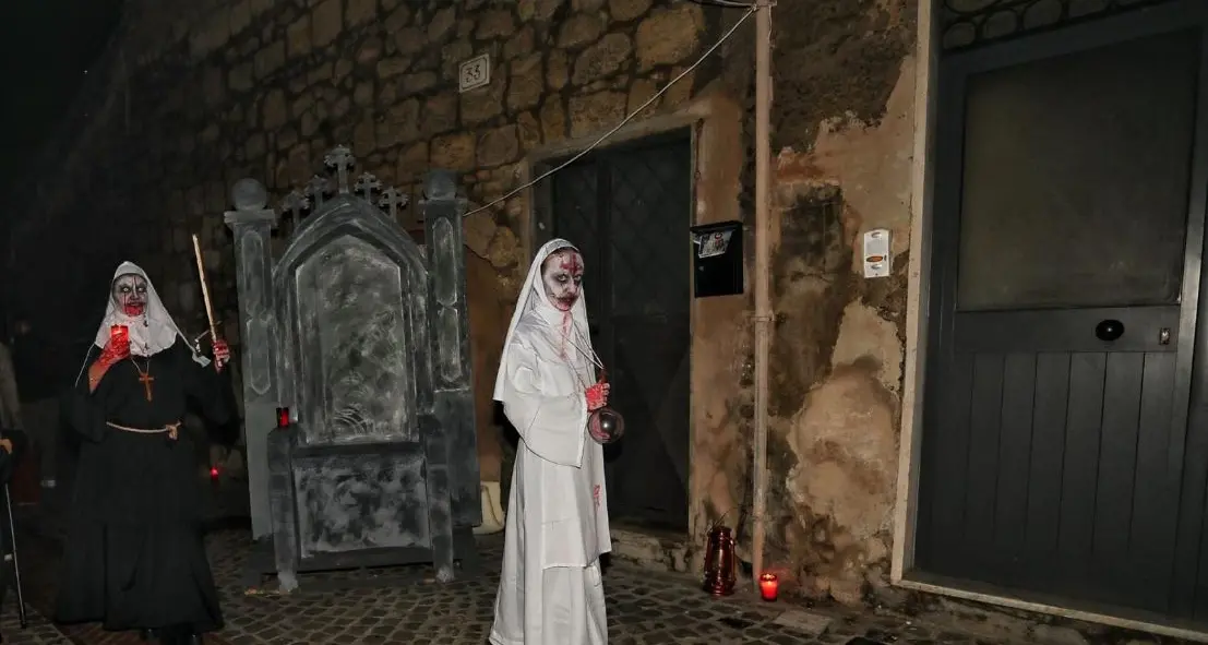 Le vie dell’horror, un nuovo percorso nel centro storico di Tarquinia tra brividi e spettacolo
