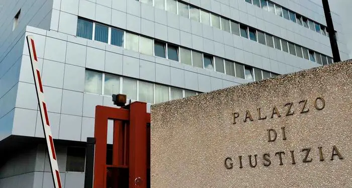 Fatture gonfiate e appalti pilotati a Fiumicino