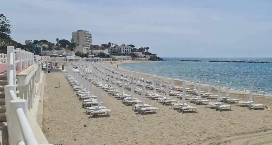 Prc: «A S. Marinella un turismo per pochi e ricchi»