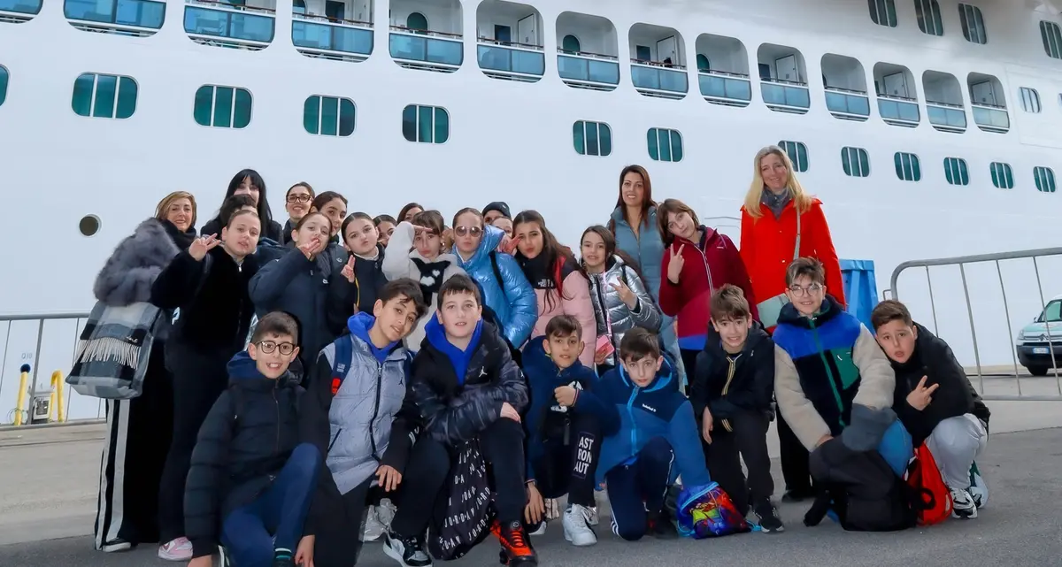 ‘’Joy of moving’’: ragazzi in visita su Costa Smeralda