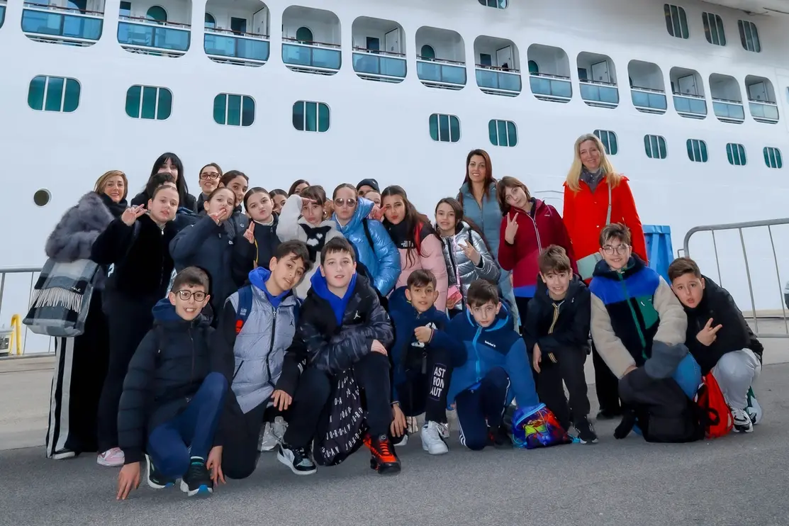 ‘’Joy of moving’’: ragazzi in visita su Costa Smeralda