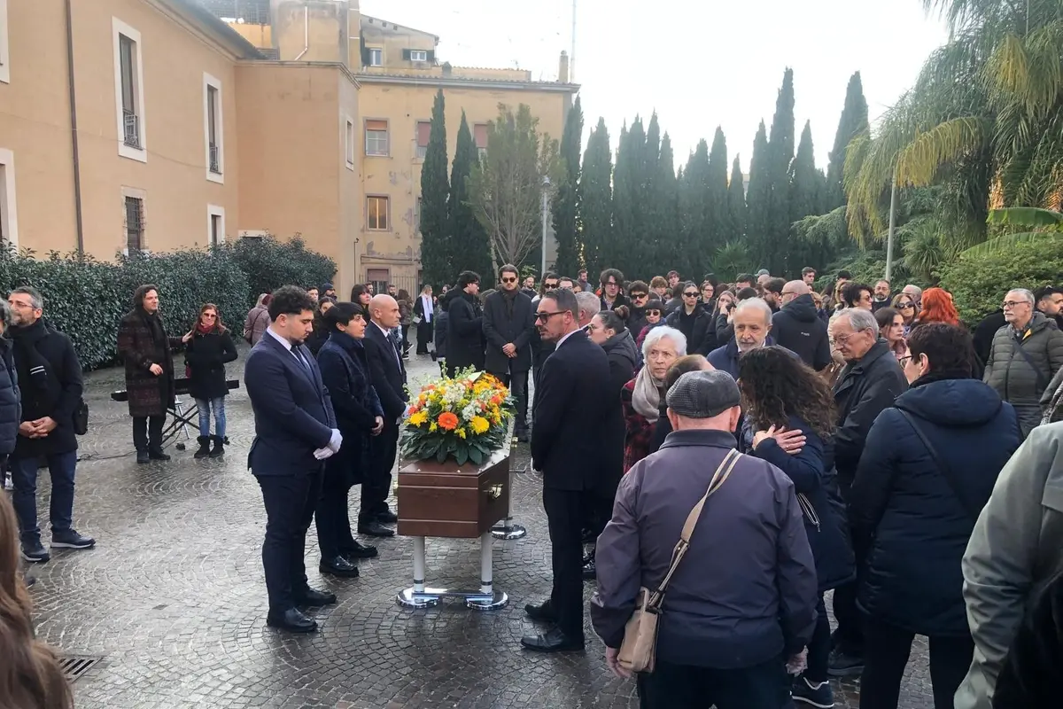 Abbraccio commosso alla Cittadella per l’ultimo saluto al professor Braico
