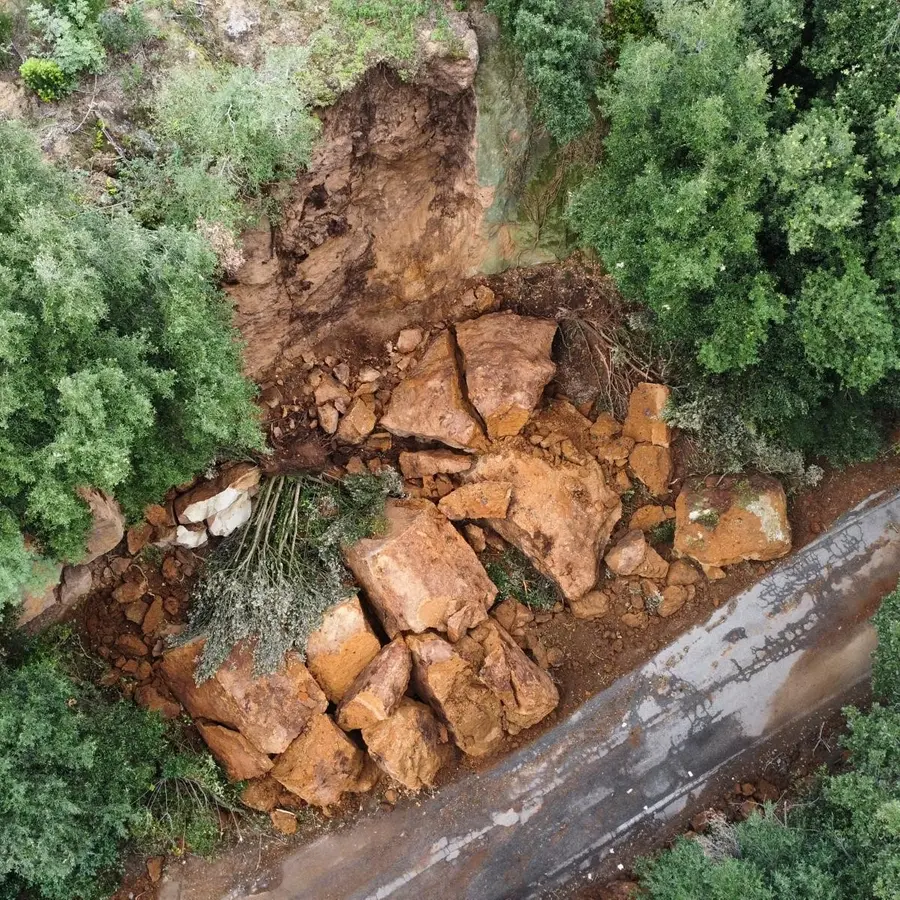 Via di Ceri dopo la frana del 2024 è ancora chiusa: nessun progetto all’orizzonte