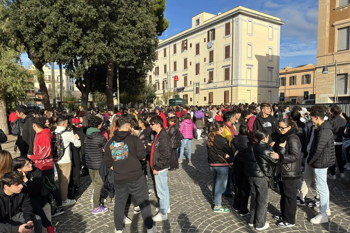Civitavecchia in piazza contro la violenza di genere
