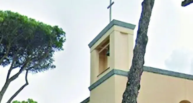 Trovate feci umane in chiesa a Ostia: «Un atto di violenza spirituale»