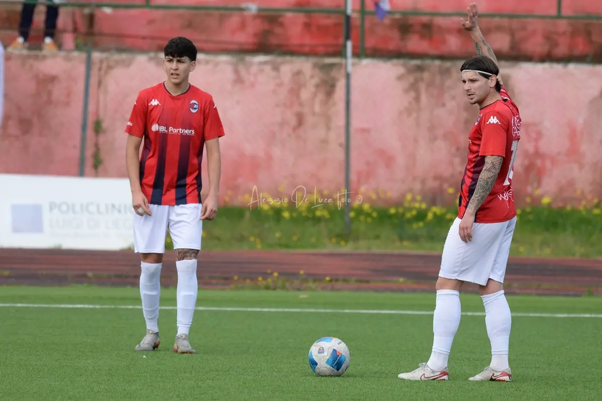 <p>Il centrocampista D'Angeli avr&agrave; una maglia da titolare</p>\\n