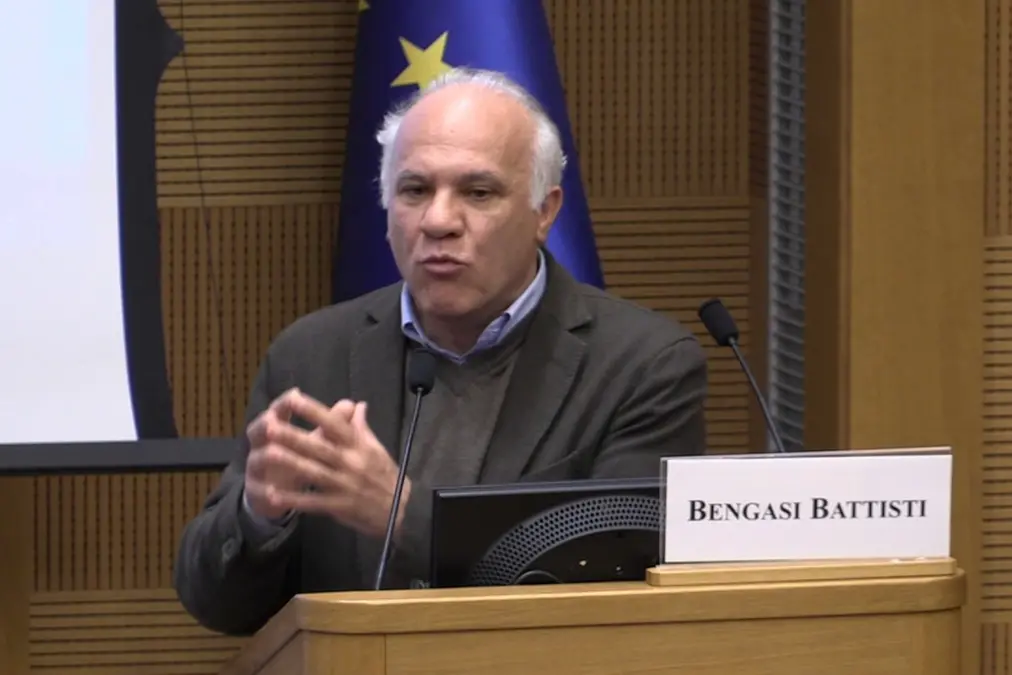 «Noccioleti, vietare il diserbo per salvare le falde»