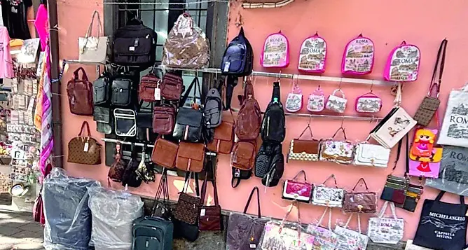 Via XVI Settembre, Giammusso: «No alla tolleranza selettiva»