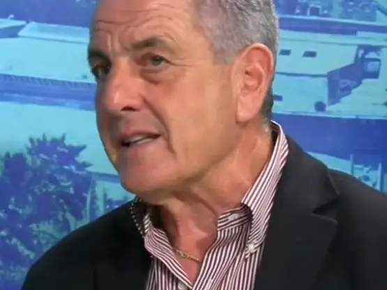 Picconate al Pincio e al Pd