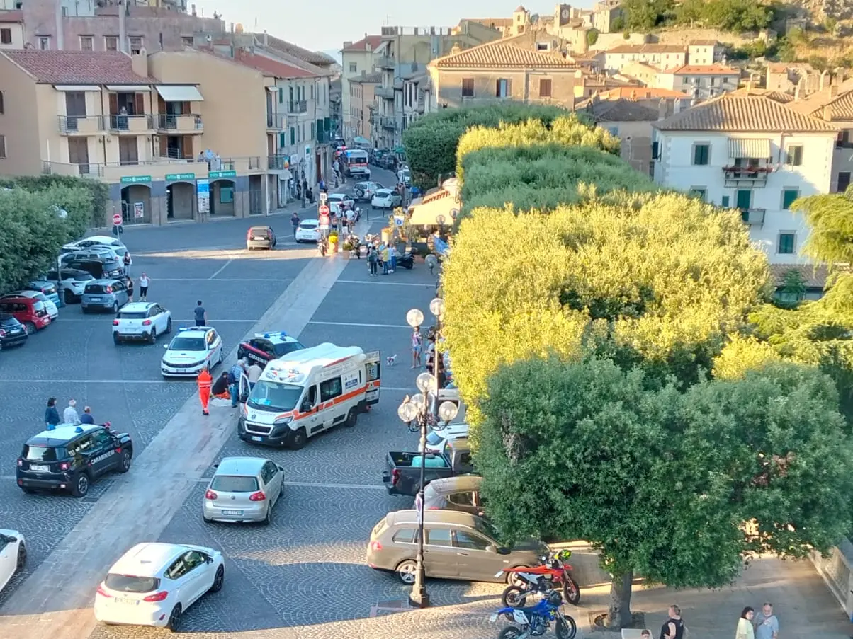 Tolfa, lite in famiglia finisce in accoltellamento