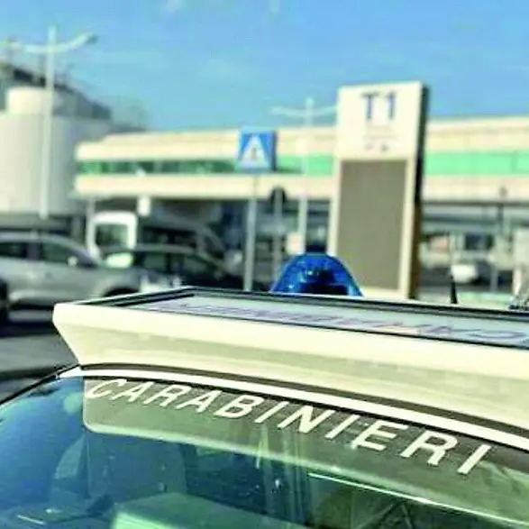 Aeroporto, controlli interforze allontanati 11 senza fissa dimora