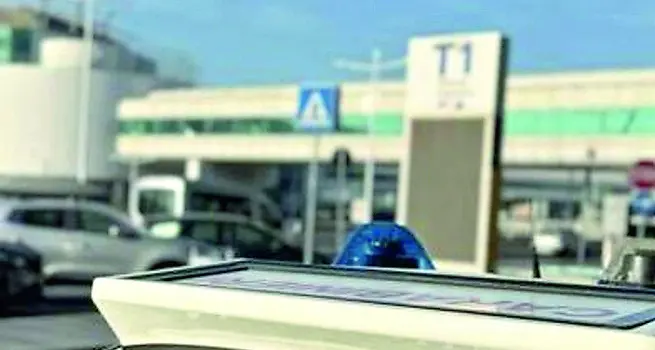 Aeroporto, controlli interforze allontanati 11 senza fissa dimora