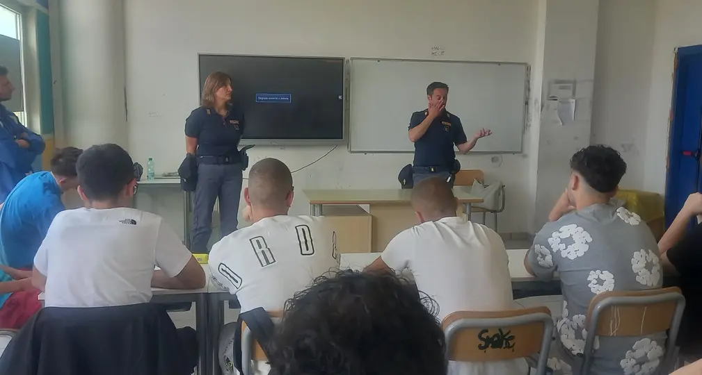 Gli studenti dell’alberghiero incontrano la Polizia di Stato