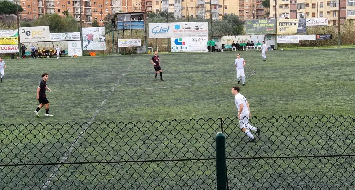 Il Qco fa poker e allunga