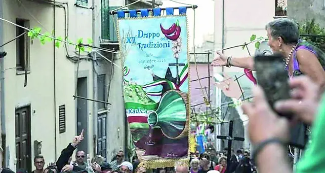 Salta l’edizione 2025 della Festa della Radica: «Le radici profonde non gelano mai»