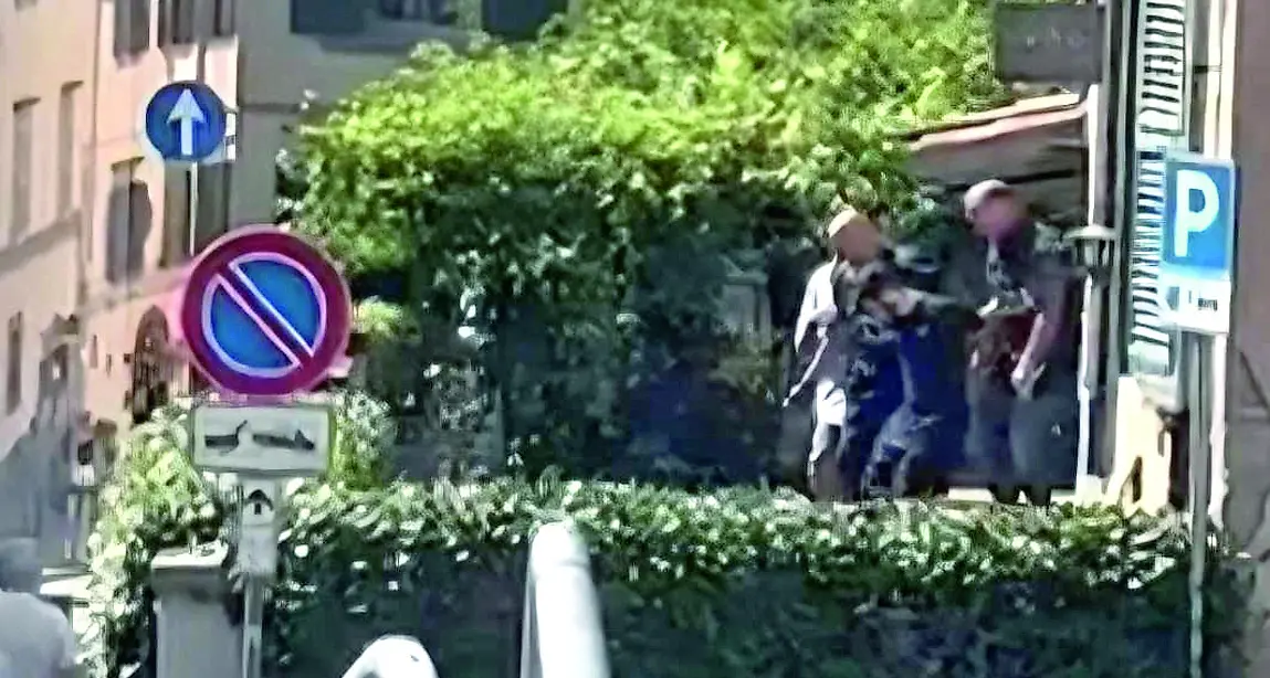 Santa Rosa, il momento dell'arresto dei due turchi