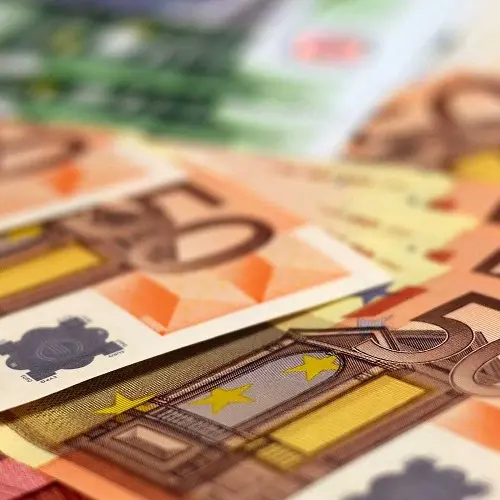 Soldi non dichiarati intercettati al porto