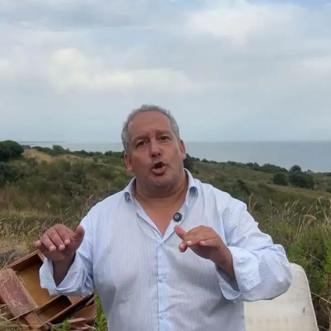 Santa Marinella, Marino: «La situazione di Danilo, residente a ridosso di un fosso con un muro crollato e una fogna provvisoria ormai al collasso, resta un autentico scandalo»