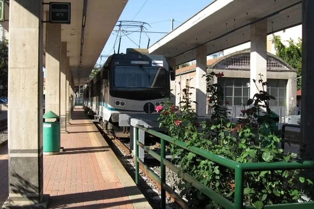 «Pendolari bloccati all’ingresso della stazione di Grotte S. Stefano»