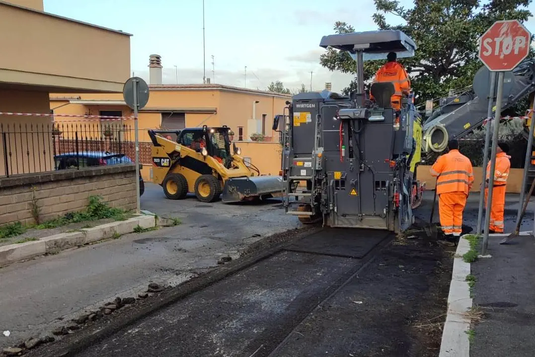 I cantieri contro le buche anche in via Mecozzi e via Valeri