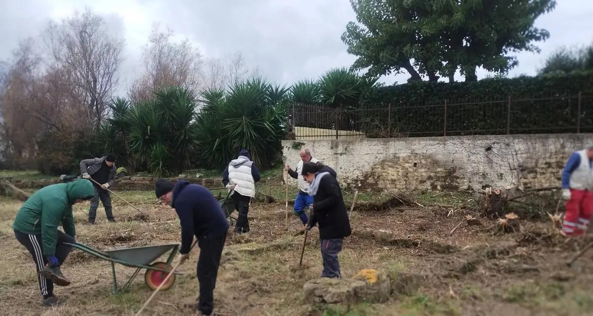 Ripuliti gli scavi delle Guardiole: in azione i volontari del Gatc e la Santa Marinella servizi