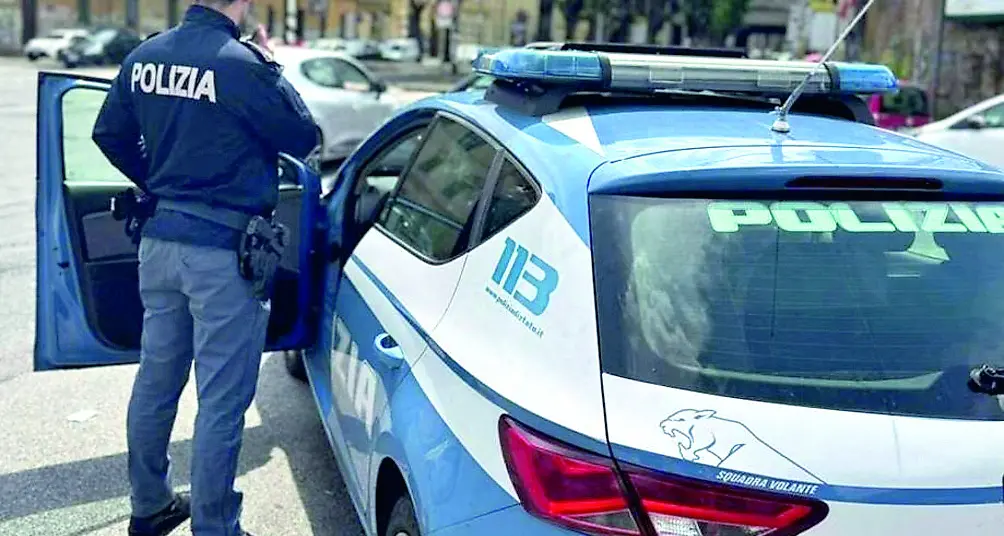 Rubano un motorino e tentano la rapina: arrestati