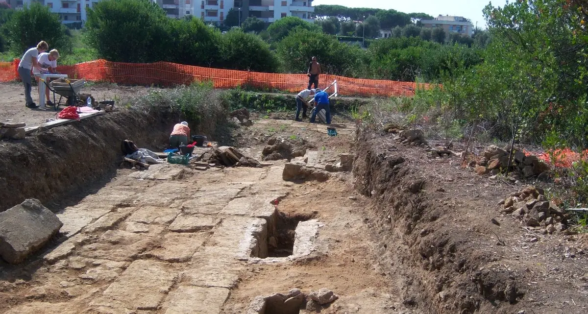 Castrum Novum, proseguono gli scavi: arrivati nuovi studenti e archeologi