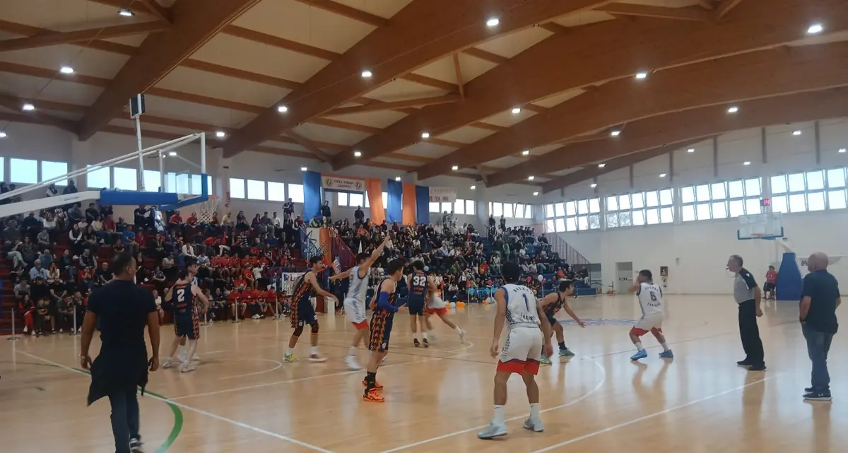 Derby di fuoco al PalaSorbo: vince Basket Ladispoli