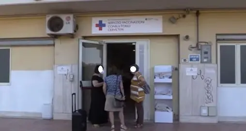 «Centro prelievi incompatibile con il consultorio»