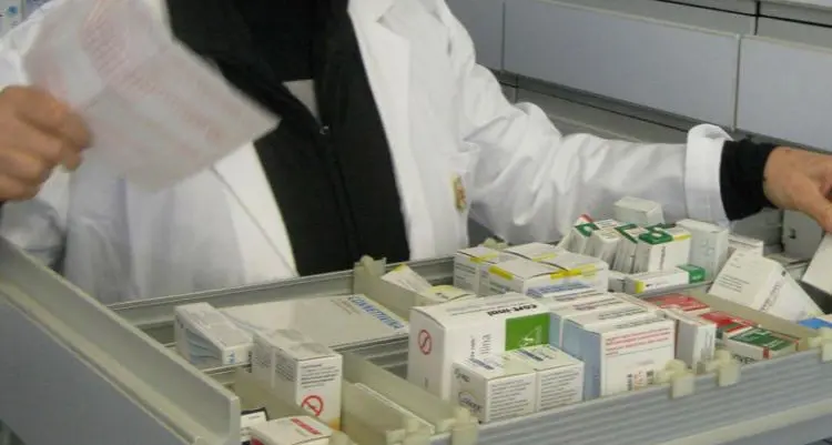 Farmacie comunali: cambiano gli orari