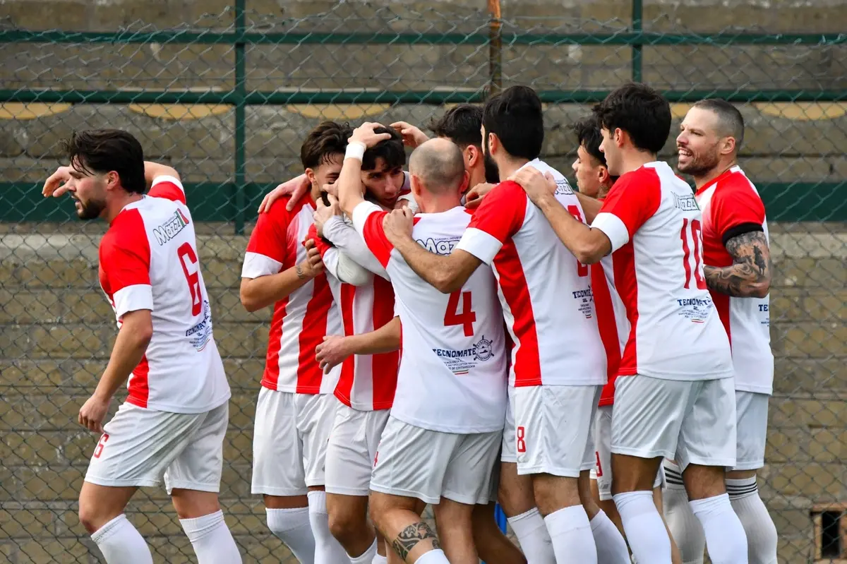 L\\u2019esultanza dei biancorossi (Foto Nicoletta Vittori)